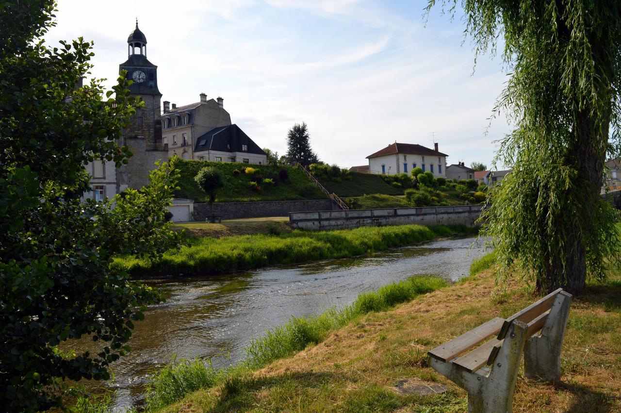 Hotel Du Grand Monarque Varennes-en-Argonne Eksteriør bilde